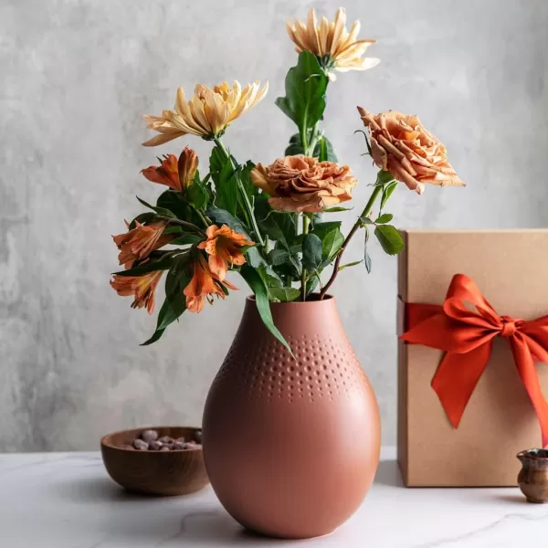 Villeroy &amp; Boch - Manufacture Collier Terre Vase Carre Tall, Stunning vase for chests of Drawers and Decorative Table Spreads, Premium Porcelain, Hand wash