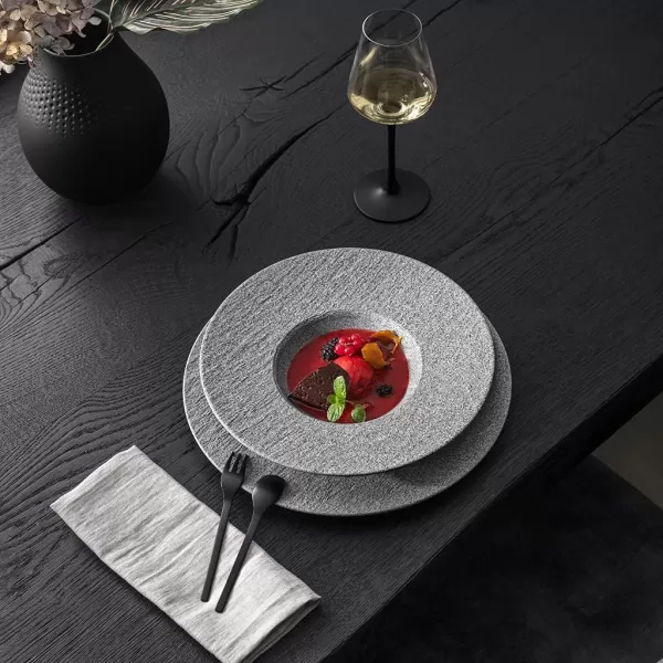 Villeroy &amp; Boch Manufacture Rock Pasta Plate, Premium Porcelain, Made in Germany, Matte Black, 11.5 in, Premium Porcelain