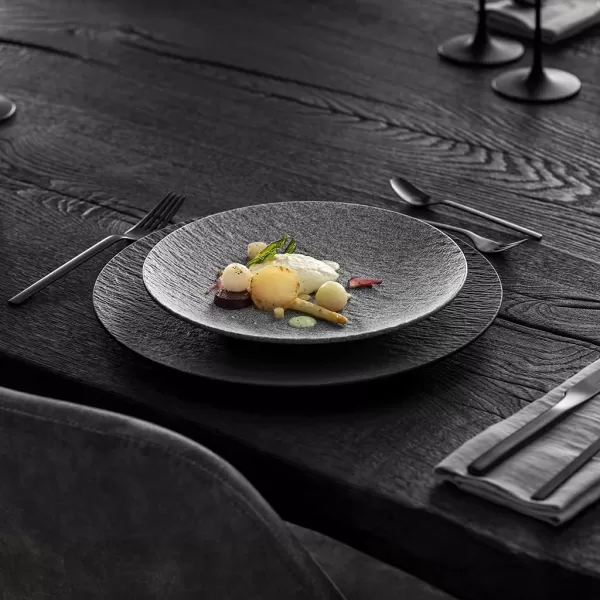 Villeroy &amp; Boch Manufacture Rock Pasta Plate, Premium Porcelain, Made in Germany, Matte Black, 11.5 in, Premium Porcelain