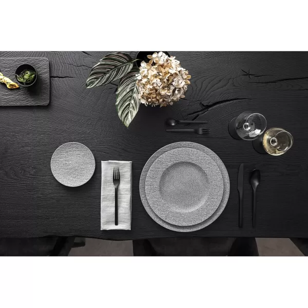 Villeroy &amp; Boch Manufacture Rock Pasta Plate, Premium Porcelain, Made in Germany, Matte Black, 11.5 in, Premium Porcelain