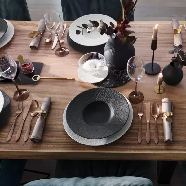 Villeroy &amp; Boch Manufacture Rock Pasta Plate, Premium Porcelain, Made in Germany, Matte Black, 11.5 in, Premium Porcelain