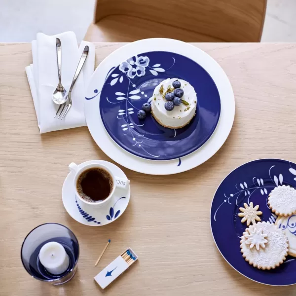 Villeroy &amp; Boch Old Luxembourg Brindille Rice Bowl, 25 oz, White/Blue