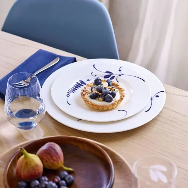 Villeroy &amp; Boch Old Luxembourg Brindille Salad Plate, 8.75 in, White/Blue