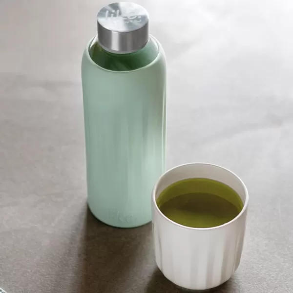 Villeroy &amp; Boch like ToGo &amp; ToStay - glass bottle, 0.5 l, with silicone sleeve, Mint green