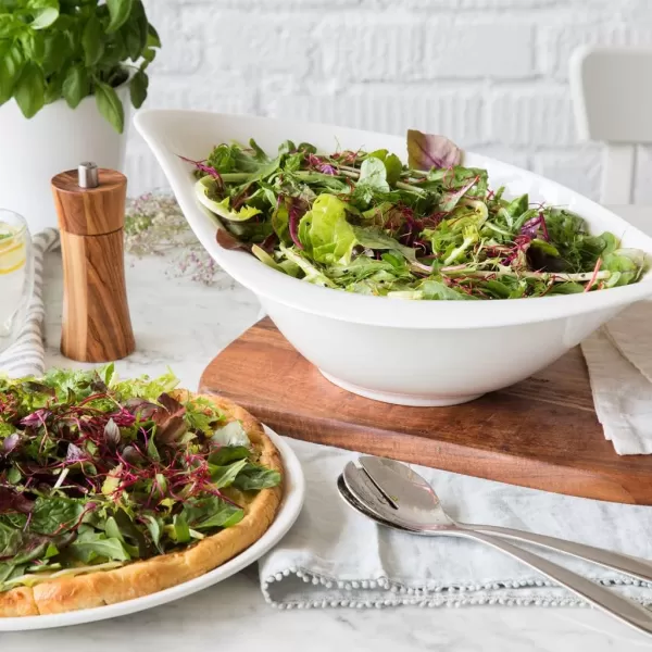 New Cottage Salad Serving Bowl by Villeroy &amp; Boch - Premium Porcelain - Made in Germany - Dishwasher and Microwave Safe - 17.75 x 12 Inches, White