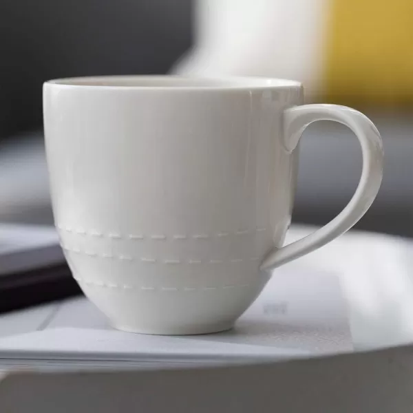 Villeroy &amp; Boch it's my moment Mug Open : Almond, 17 oz, Premium Porcelain, Brown