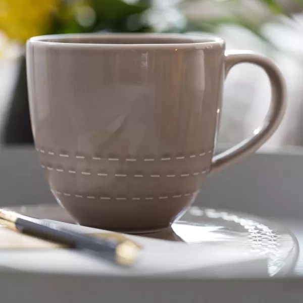 Villeroy &amp; Boch it's my moment Mug Open : Almond, 17 oz, Premium Porcelain, Brown