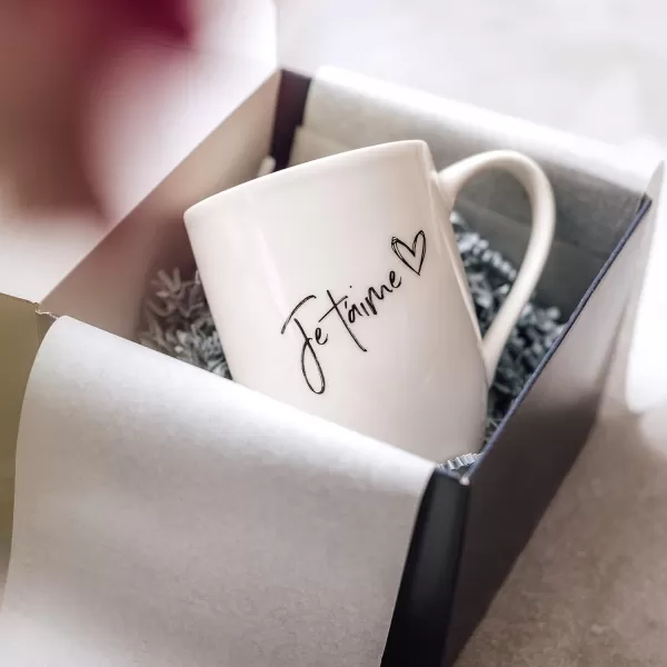 Villeroy &amp; Boch – Statement mug Je t'aime 11.5 x 8 x 10.5 cm, white porcelain cup, 280 ml