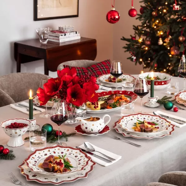 imageVilleroy ampamp Boch  Toys Delight 2Piece Sauce Boat and Saucer for Christmas Premium Porcelain Sauce Boat WhiteRed