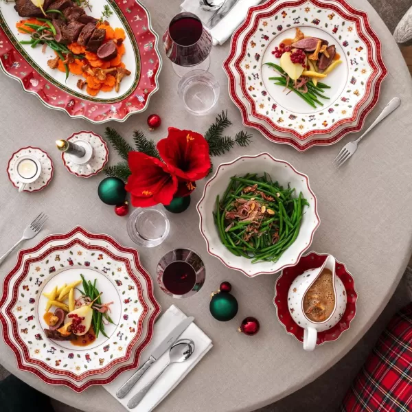 imageVilleroy ampamp Boch  Toys Delight 2Piece Sauce Boat and Saucer for Christmas Premium Porcelain Sauce Boat WhiteRed