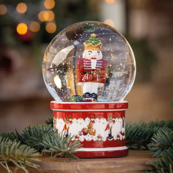 imageVilleroy ampamp Boch  Christmas Snow Globe Large Nutcracker 13 x 13 x17cm PorcelainGlass MultiColoured1483276694Multicoloured