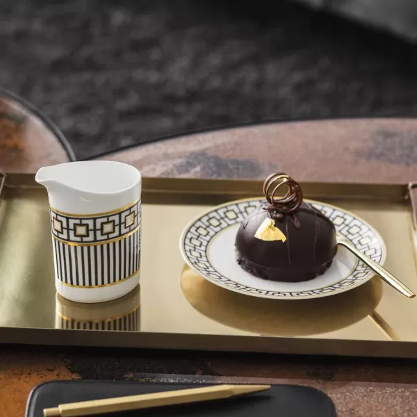 imageVilleroy ampamp Boch Signature MetroChic bread plate whiteblackgold