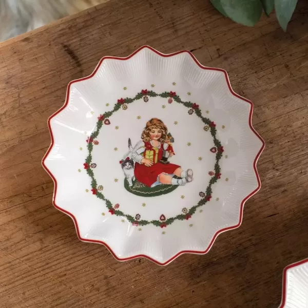 imageVilleroy ampamp Boch 1483322241 Fantasy Pastry Plate Porcelain WhiteWhite  Coloured