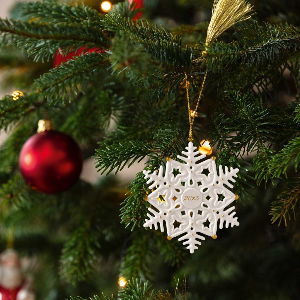 imageVilleroy ampamp Boch Christmas Classics Collection Christmas Snowflake Shaped Ornament Premium Porcelain Collectors Edition Date 2025