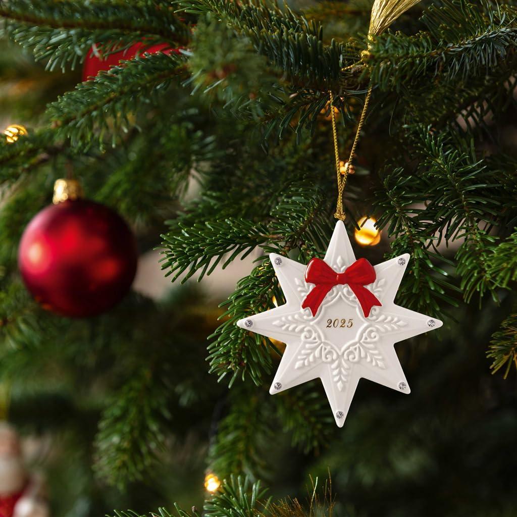 imageVilleroy ampamp Boch Christmas Classics Collection Christmas Star Shaped Ornament Premium Porcelain Collectors Edition Date 2025