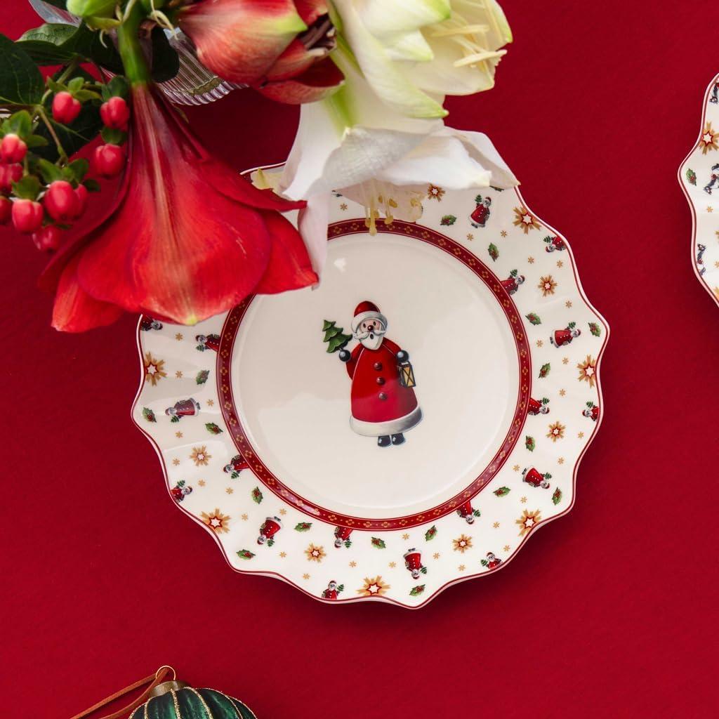 imageVilleroy ampamp Boch Toys Delight Christmas Collection Breakfast Set for 2 Santa Premium Porcelain 6piece Set Plates Bowls Mugs