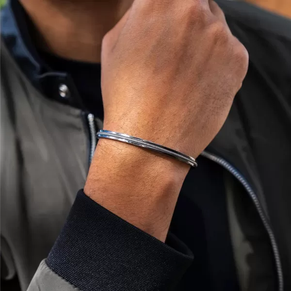 WearMe Pro Mens 3mm Cuff Bracelet with Rope Insert  Adjustable SizeGunmetal  Olive Green
