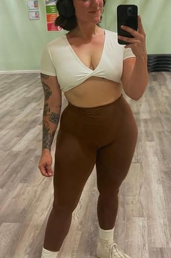 Aoxjox Short Sleeve Crop Tops for Women Sienna Twist Deep V Workout Crop T Shirt TopWhite