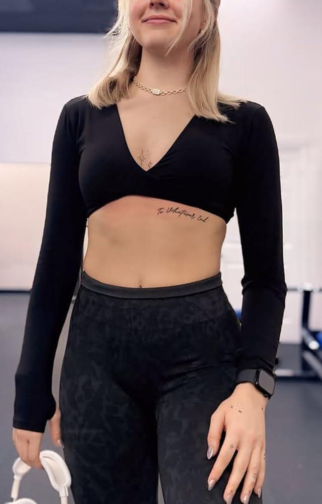 imageAoxjox Long Sleeve Deep V Crop Tops for Women Sienna Open Back Thumb Hole Workout Cropped T Shirt TopBlack