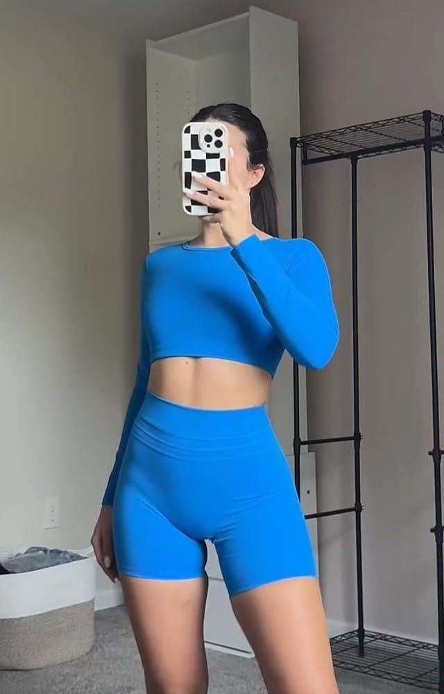 imageAoxjox Workout Long Sleeve Crop Tops for Women Clarissa Backless Gym Cropped T Shirt TopDirectoire Blue
