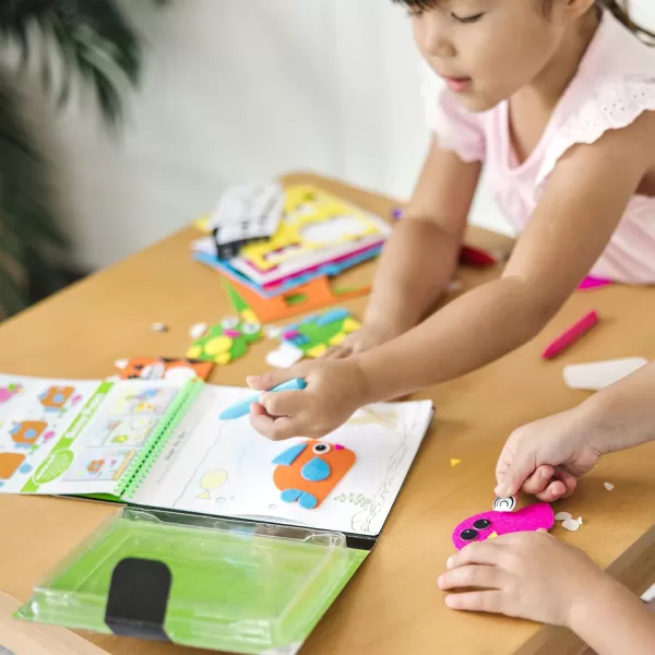 imageMelissa ampamp Doug On the Go Felt Friends Craft Activity Set With 188 Felt Stickers  FSC Certified