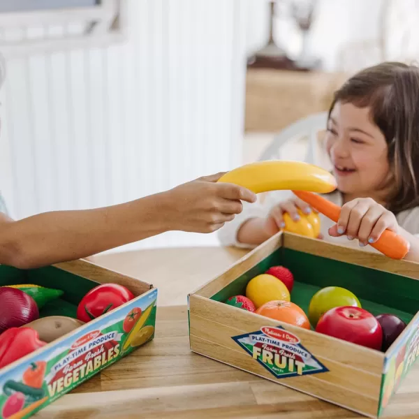 imageMelissa ampamp Doug PlayTime Produce Fruit 9 pcs and Vegetables 7 pcs Realistic Play FoodOrange