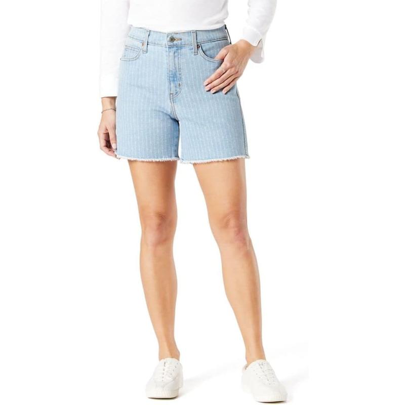 imageSignature by Levi Strauss ampamp Co Gold Womens Heritage High Rise 5quot Short Available in Plus SizeNew Vista Del Sol