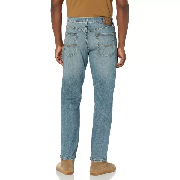 imageSignature by Levi Strauss ampamp Co Gold Mens Athletic Fit JeansCline