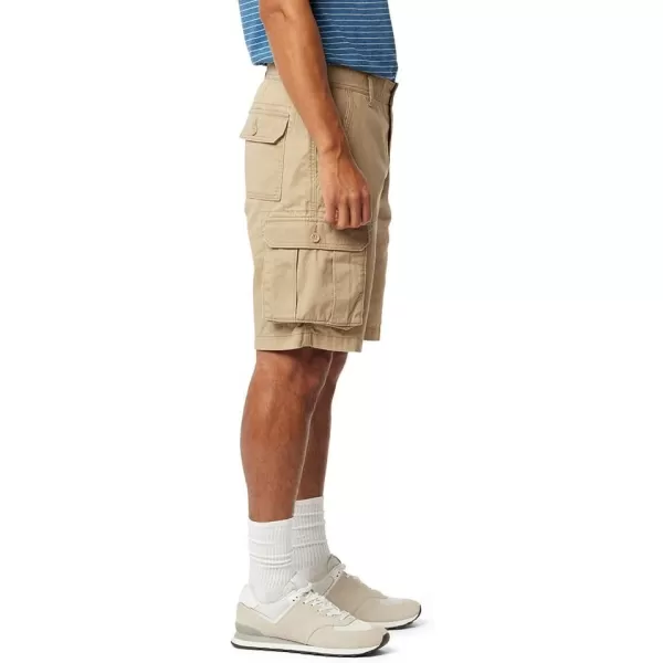 imageSignature by Levi Strauss ampamp Co Gold Mens Classic Cargo ShortBritish Khaki  Exclusive