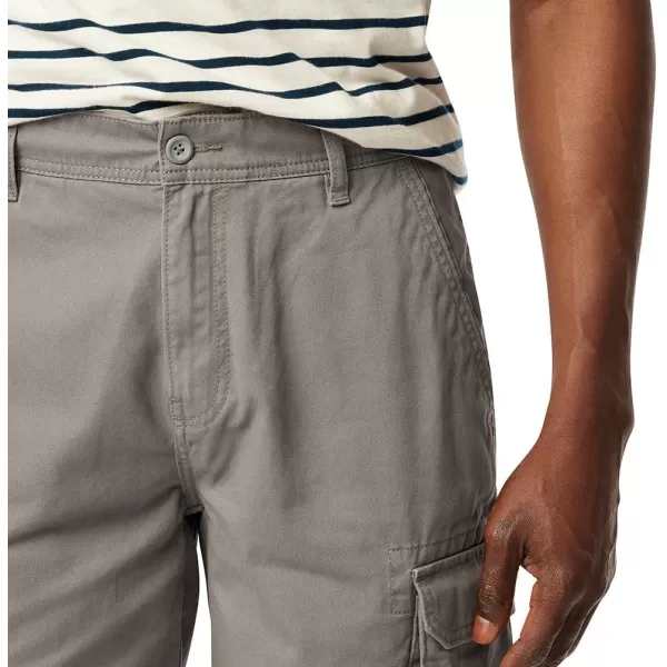 imageSignature by Levi Strauss ampamp Co Gold Mens Classic Cargo ShortCharcoal Grey  Exclusive