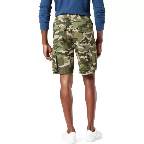 imageSignature by Levi Strauss ampamp Co Gold Mens Classic Cargo ShortTraditional Camo