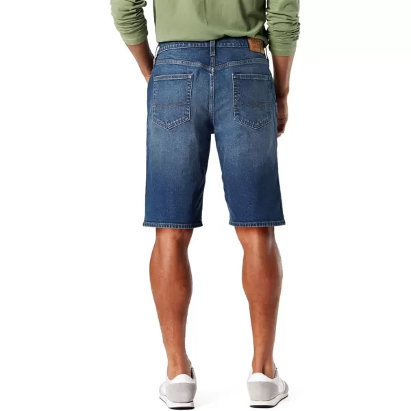 imageSignature by Levi Strauss ampamp Co Gold Mens Jean ShortsMesquite