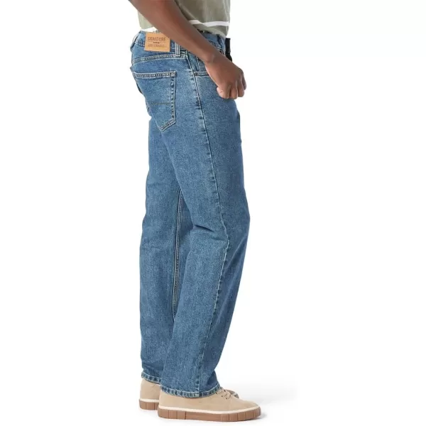 imageSignature by Levi Strauss ampamp Co Gold Mens Relaxed Fit Flex JeansMedium Indigo