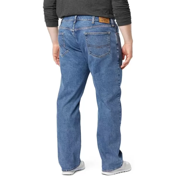 imageSignature by Levi Strauss ampamp Co Gold Mens Relaxed Fit Flex JeansMedium Indigowaterless