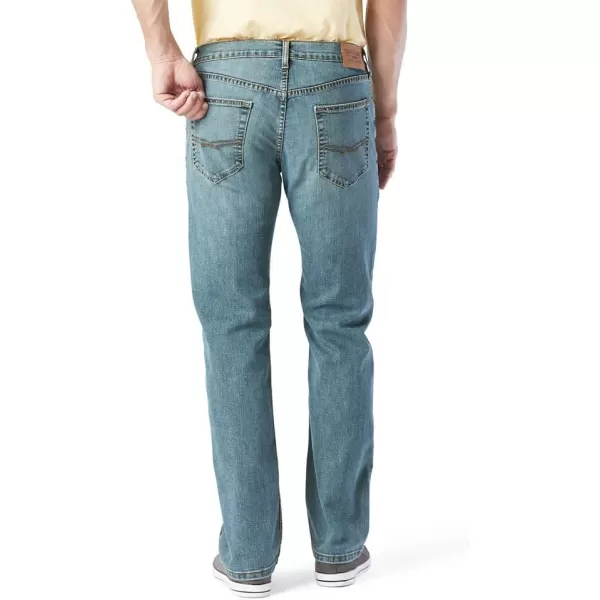 imageSignature by Levi Strauss ampamp Co Gold Mens Relaxed Fit Flex JeansTitan