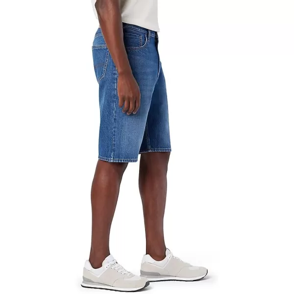 imageSignature by Levi Strauss ampamp Co Gold Mens Relaxed Jean ShortFort Worth
