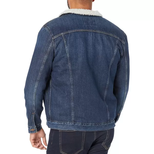 imageSignature by Levi Strauss ampamp Co Gold Mens Signature Sherpa Lined Trucker JacketRoam