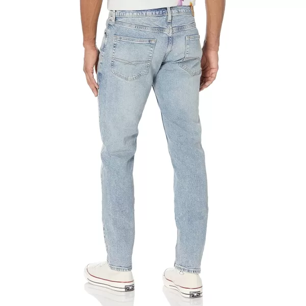 imageSignature by Levi Strauss ampamp Co Gold Mens Slim Fit JeansIsle