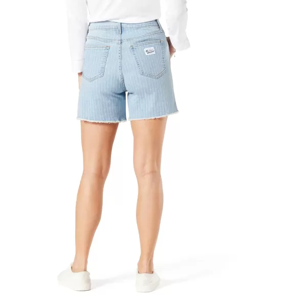 imageSignature by Levi Strauss ampamp Co Gold Womens Heritage High Rise 5quot Short Available in Plus SizeNew Vista Del Sol