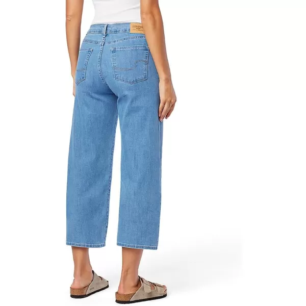 imageSignature by Levi Strauss ampamp Co Gold Womens Mid Rise Wide Leg Capri Also Available in Plus SizeNew Midday Sun