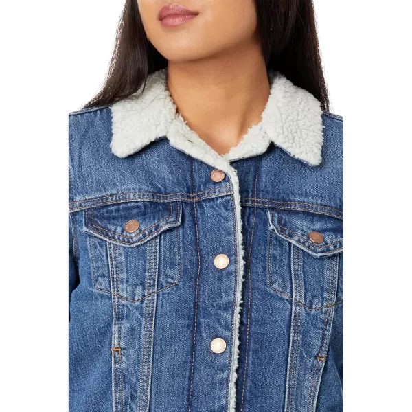 imageSignature by Levi Strauss ampamp Co Gold Womens Original Trucker Jacket Available in Plus SizePacific Crest