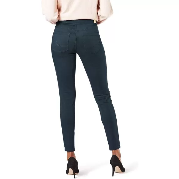 imageSignature by Levi Strauss ampamp Co Gold Womens Totally Shaping Pullon Skinny Jeans Available in Plus SizeImmaculate