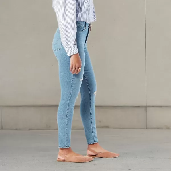 imageSignature by Levi Strauss ampamp Co Gold Womens Totally Shaping Skinny Jeans Standard and PlusFrosty Lakes