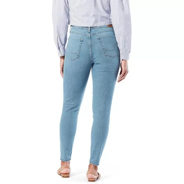 imageSignature by Levi Strauss ampamp Co Gold Womens Totally Shaping Skinny Jeans Standard and PlusFrosty Lakes