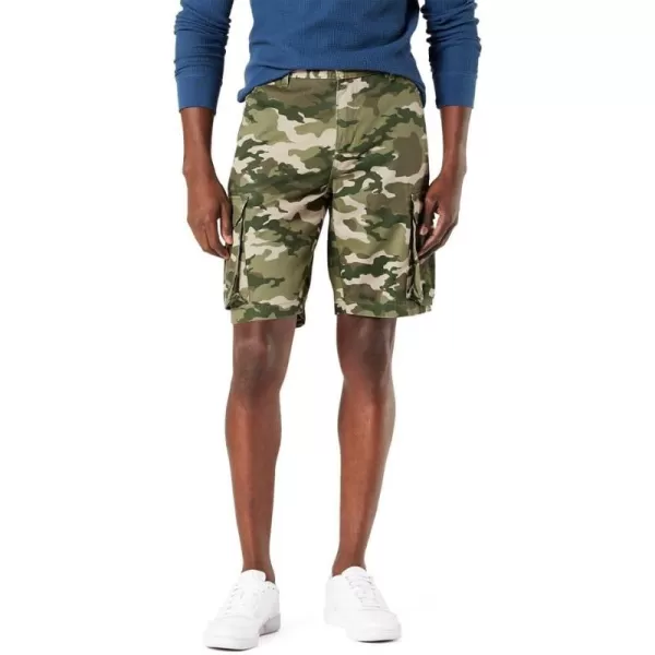 imageSignature by Levi Strauss ampamp Co Gold Mens Classic Cargo ShortTraditional Camo