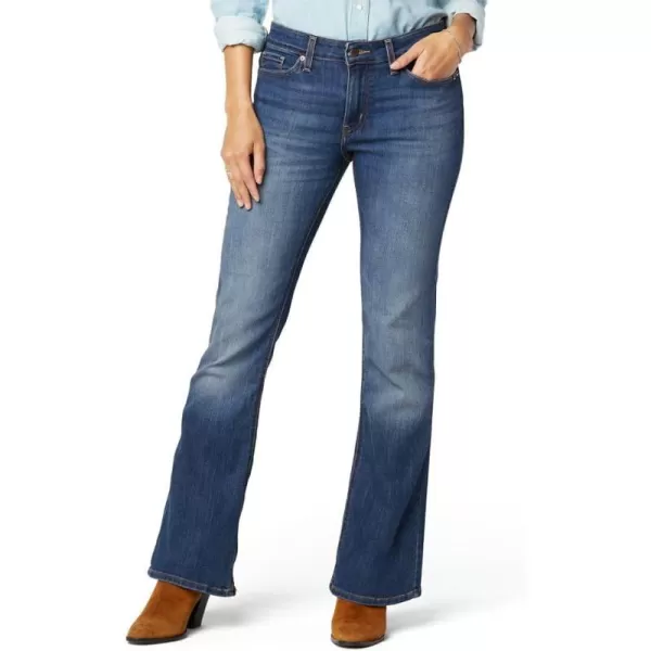 imageSignature by Levi Strauss ampamp Co Gold Womens True Boot Jean Standard and PlusGolden Star