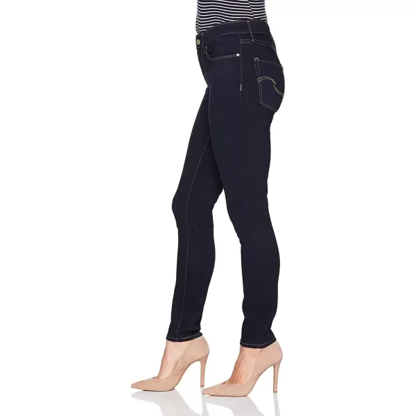 imageLevi Strauss Signature Gold Womens Totally Shaping Pullon Skinny Jeans Available in Plus SizeMascara Discontinued