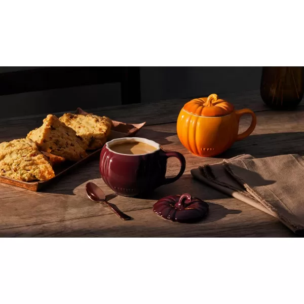imageLe Creuset Stoneware Pumpkin Mug with Lid 14 oz WhiteWhite