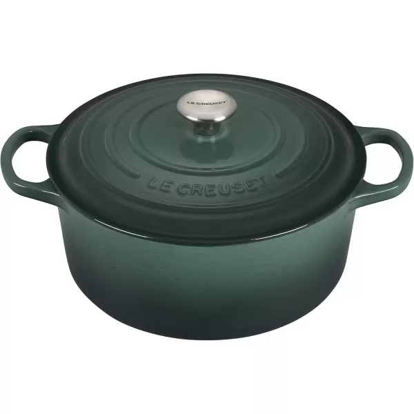 imageLe Creuset Signature Enameled CastIron Cookware Set 10Piece WhiteArtichaut