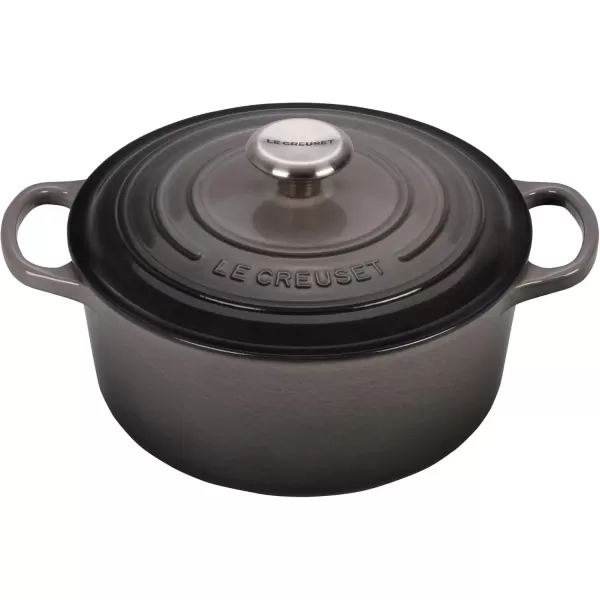 imageLe Creuset Signature Enameled CastIron Cookware Set 10Piece WhiteOyster